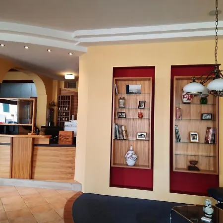 Sauer Gmbh 3* Straß in Steiermark