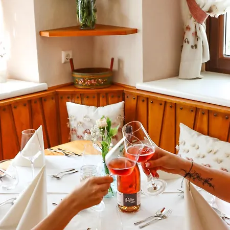 ゲストハウス Sauer Gmbh